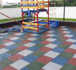 Piso em Placas Maciças 